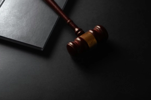 Close-up of judge gavel representing legal ruling on Texas smokable hemp ban